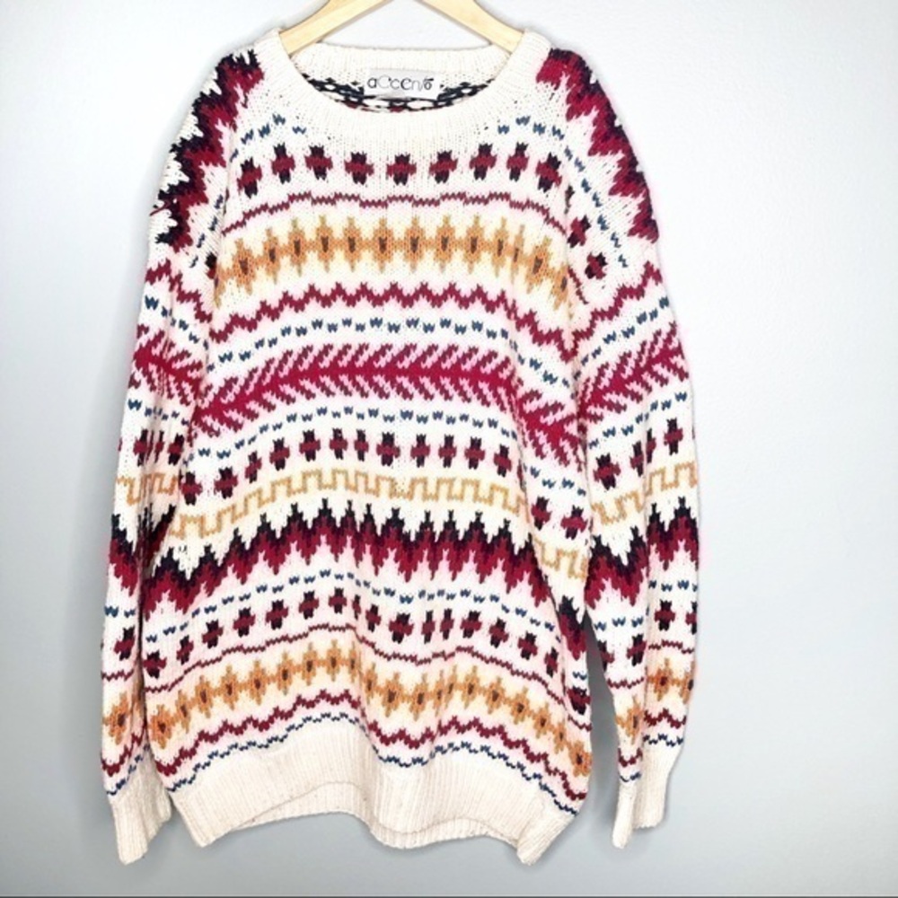 VINTAGE hand knit cable knit patterned sweater